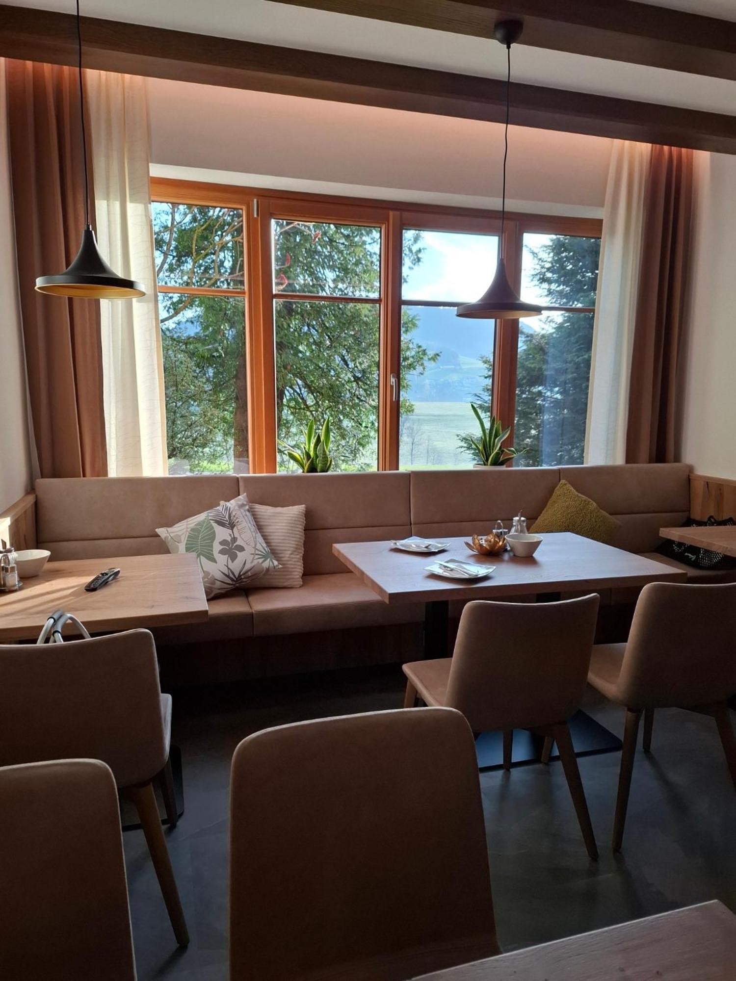 Pension Kreuzinger, 5310 Tiefgraben Exterior foto